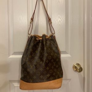 Monogram Noe Bucket Shoulder Bag (Pre-owned)